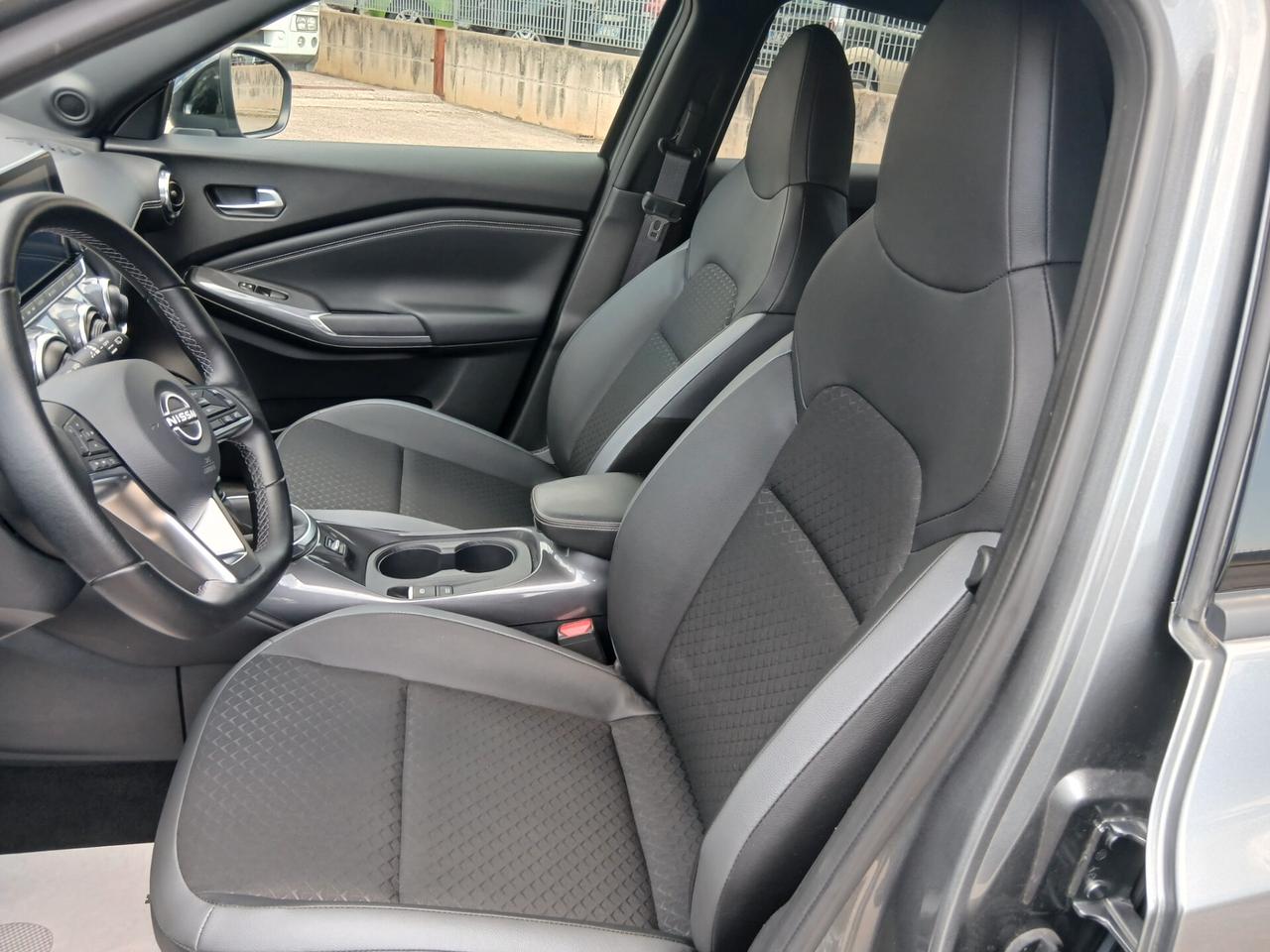 Nissan Juke 1.0 DIG-T 114 CV N-Connecta