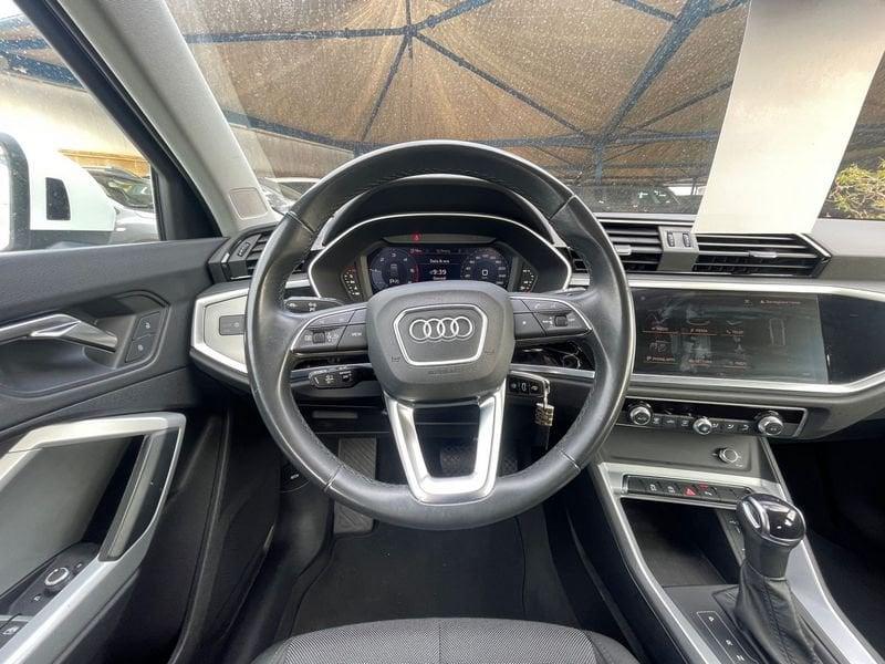 Audi Q3 Q3 35 TDI S tronic Business Advanced