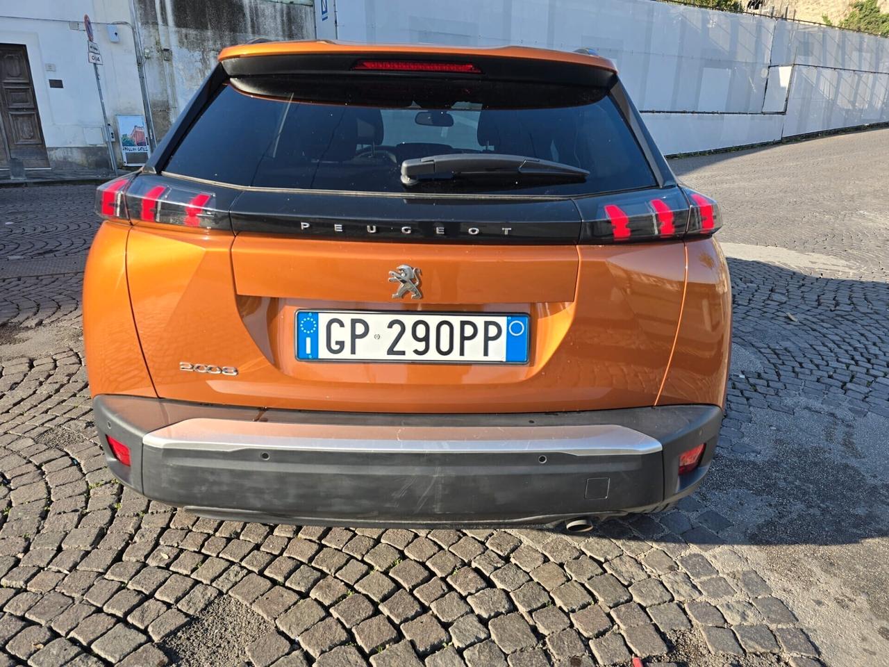 Peugeot 2008 PureTech 100 S&S Allure