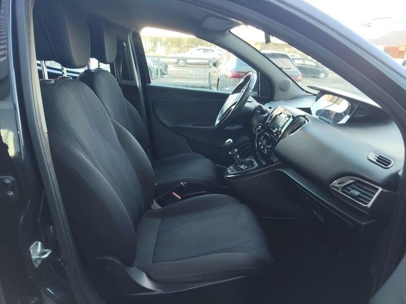 Lancia Ypsilon Ypsilon 1.2 69 CV 5 porte S&S Gold