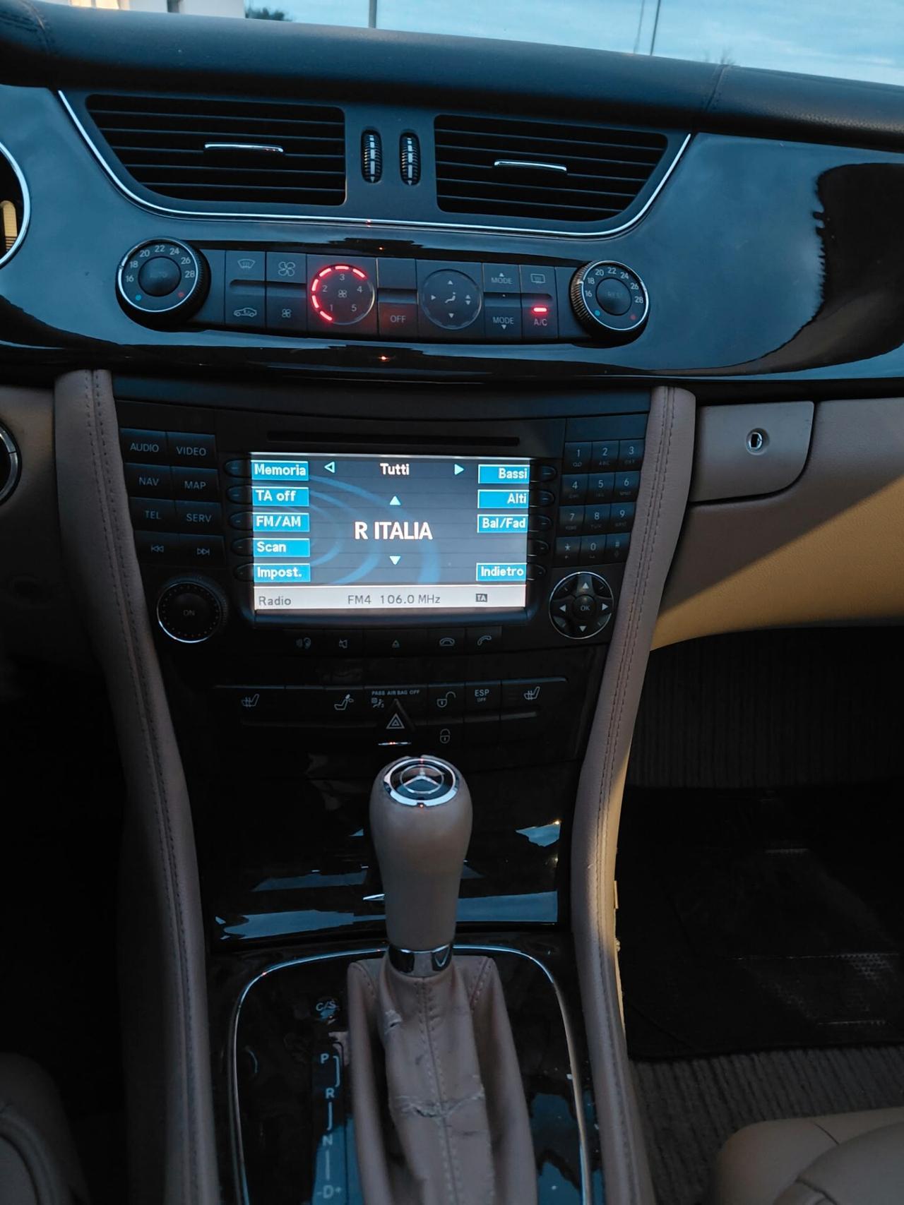 Mercedes-benz CLS 320 CDI