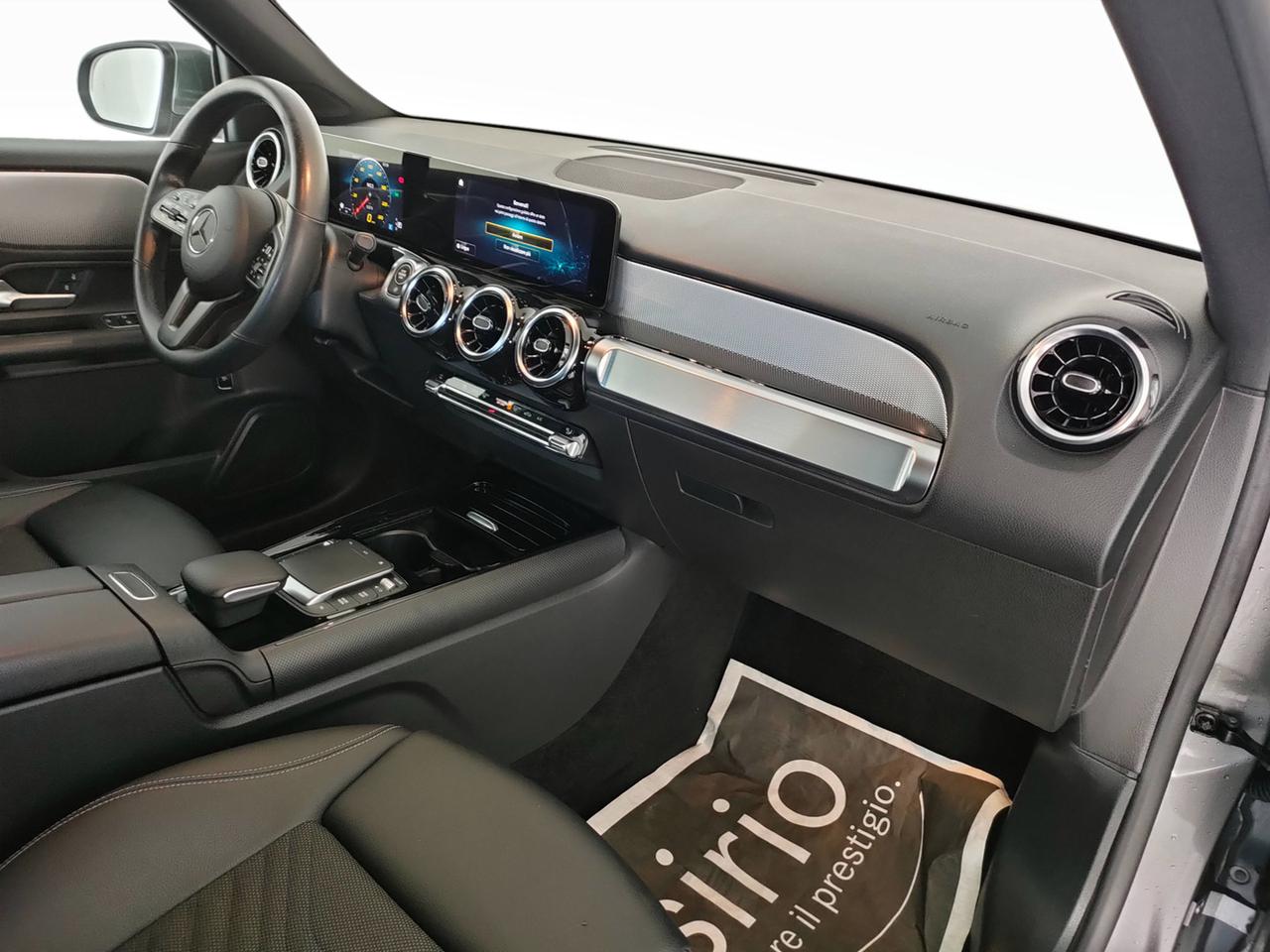 Mercedes-Benz GLB - X247 2019 - GLB 180 d Business Extra auto