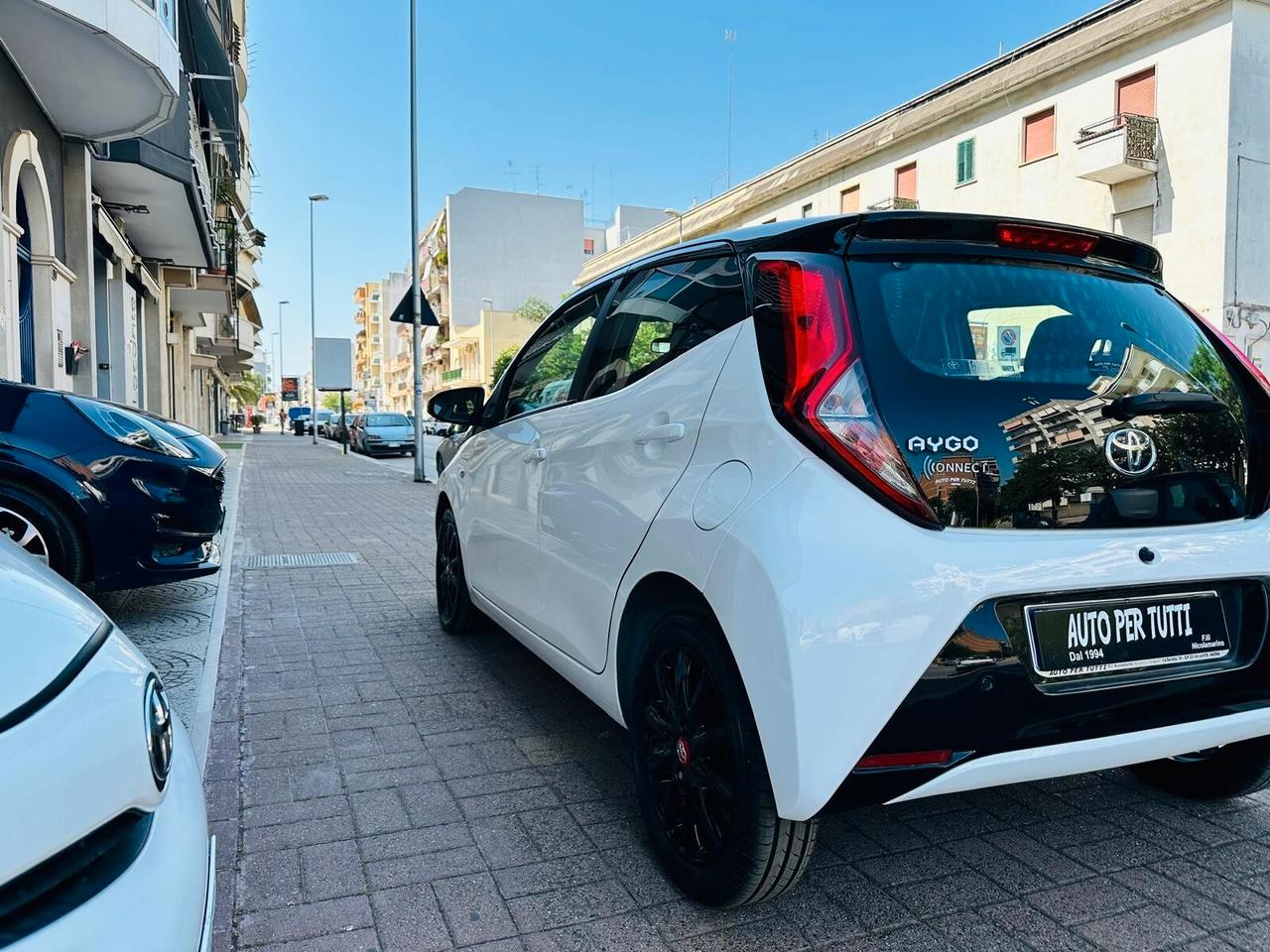 Toyota Aygo 1.0 72 CV 5p CAMBIO AUTOMATICO