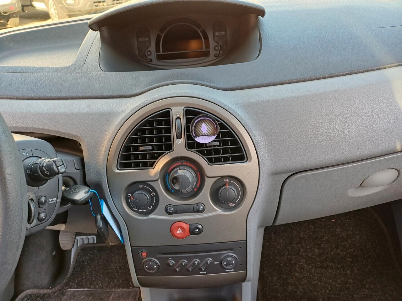 Renault Modus 1.5 dCi 85CV Dynamique