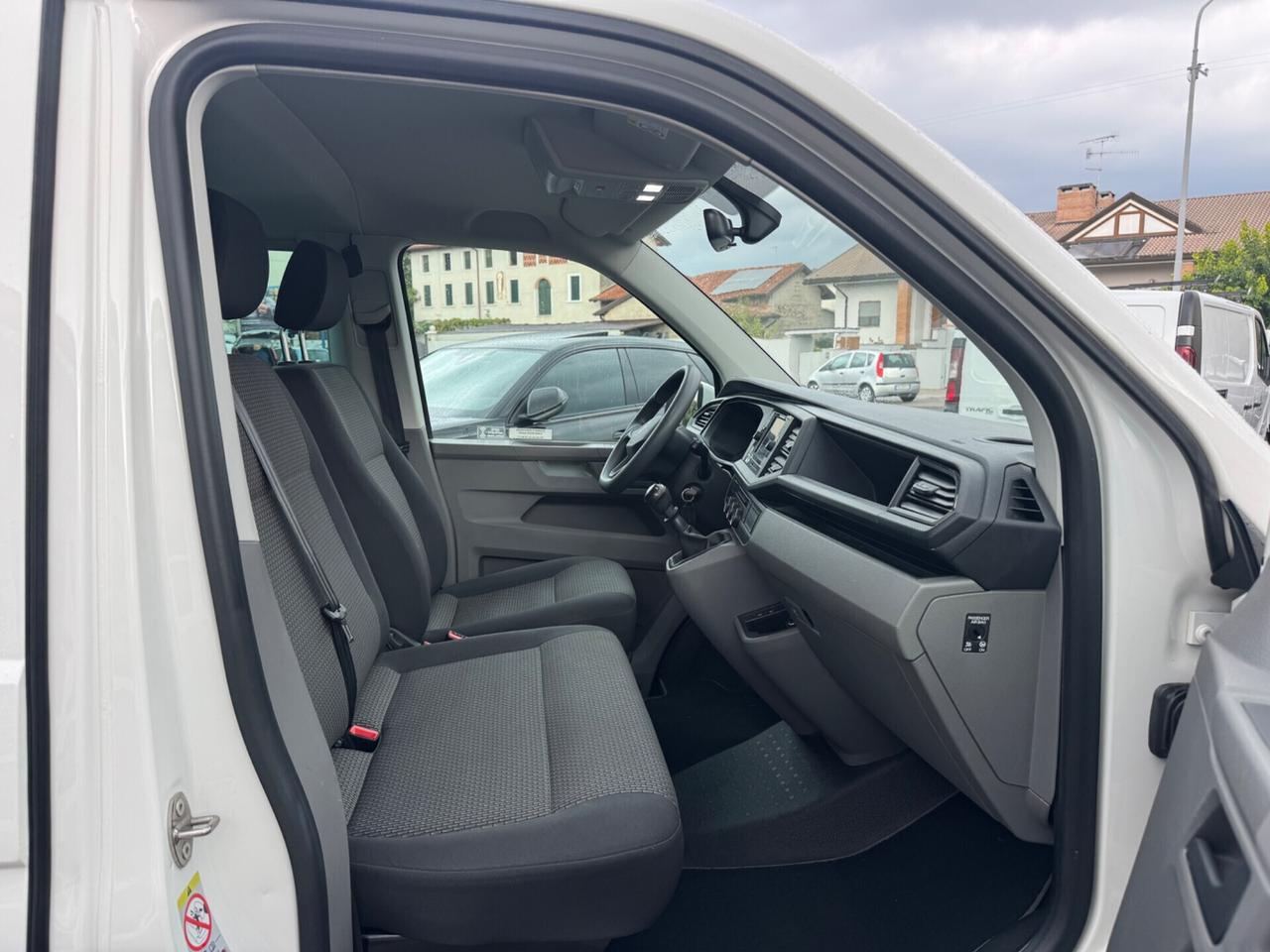 Volkswagen Caravelle 2.0 TDI 110CV PC Trendline