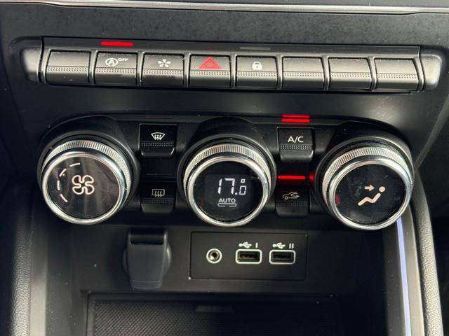 RENAULT Clio TCe 90 CV 5 porte Techno