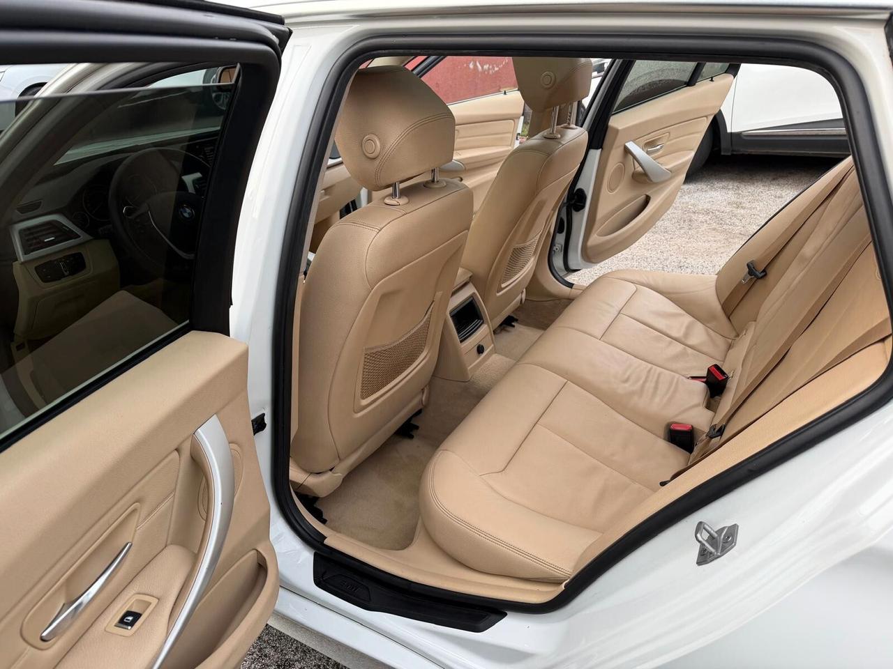 Bmw 320 320d Touring Business Advantage aut.