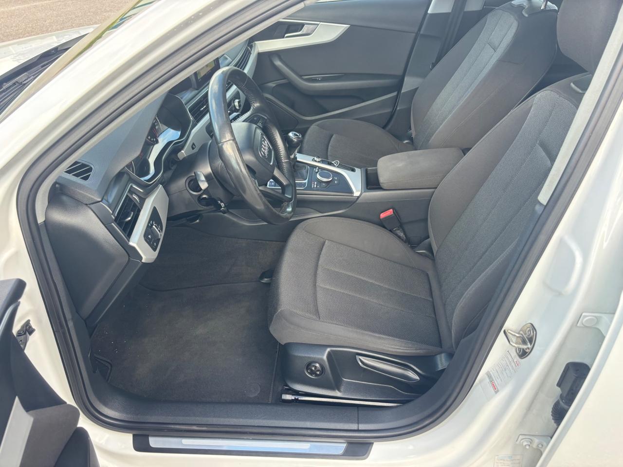 Audi A4 2.0 TDI 150 CV ultra Business