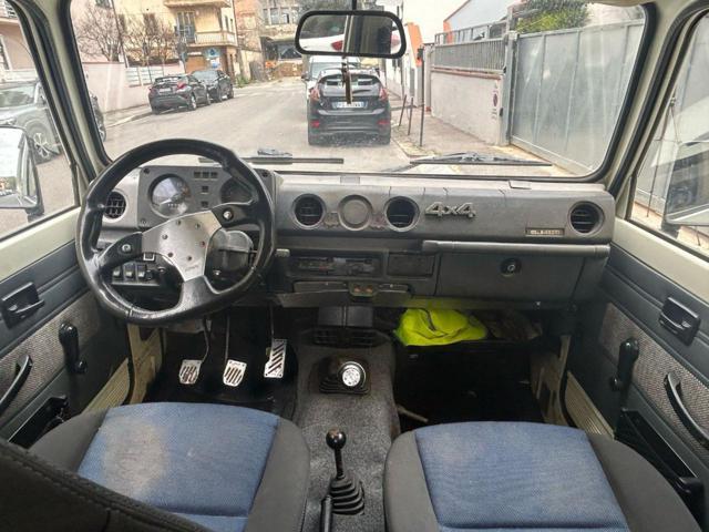 SUZUKI Samurai 1.0 Berlina