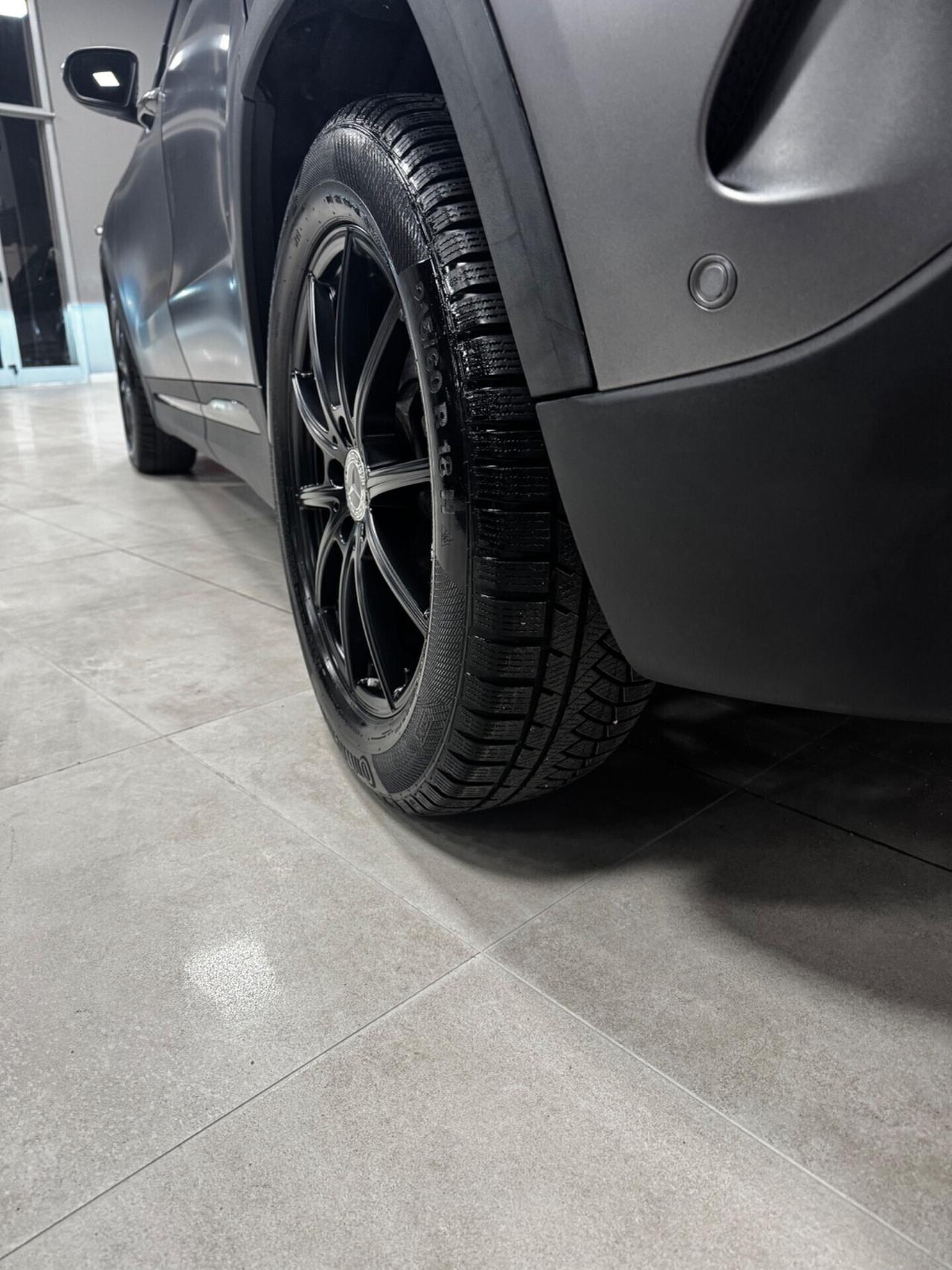 MERCEDES GLA 220CDI AT8 AMG EDITION PREMIUM