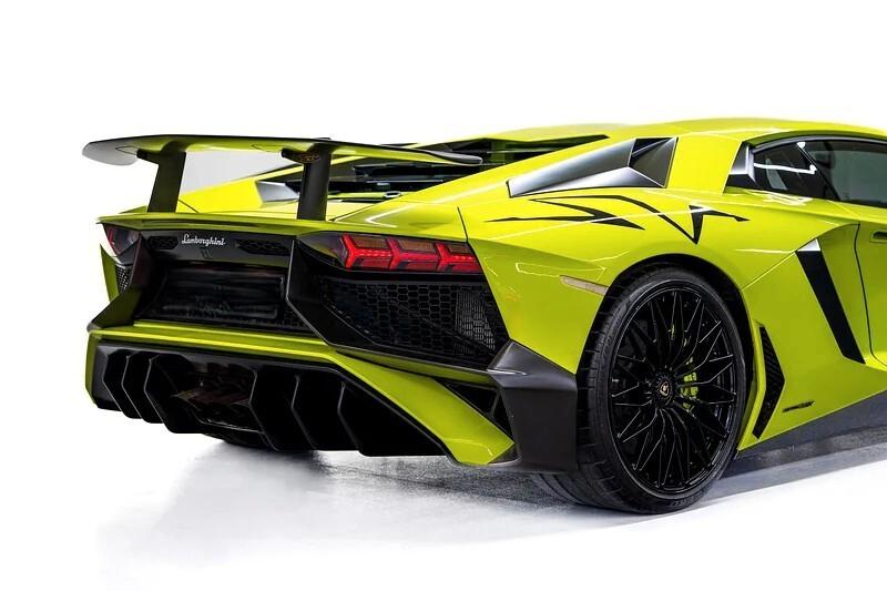 Lamborghini Aventador SV 6.5 V12 NOLEGGIO LUNGO TERMINE - LEASING FULL INCLUSIVE