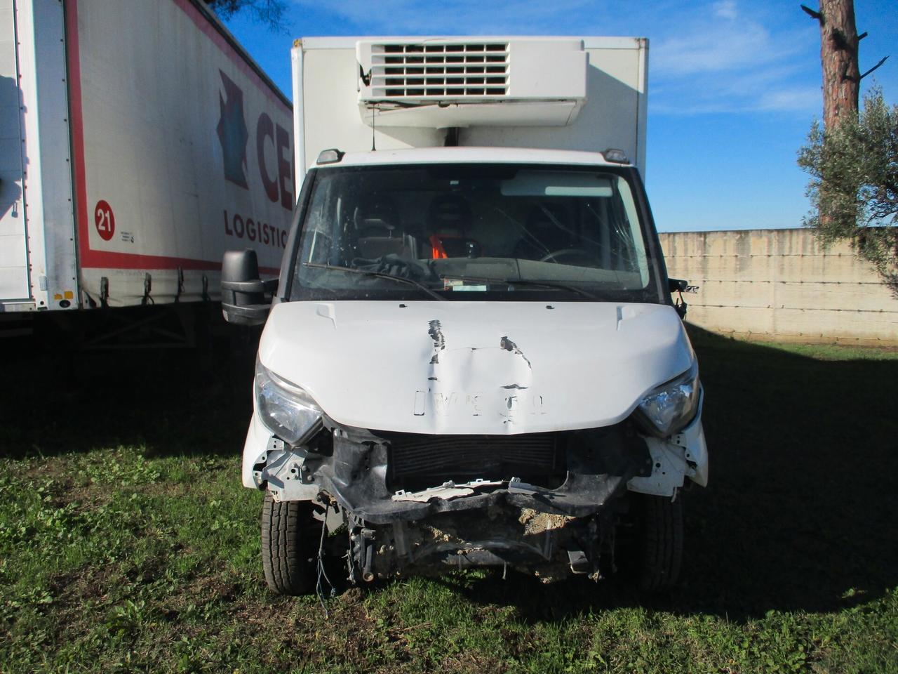 Iveco Daily 35C16 3000 160CV E6D FRIGO SINISTRATO COME DA FOTO