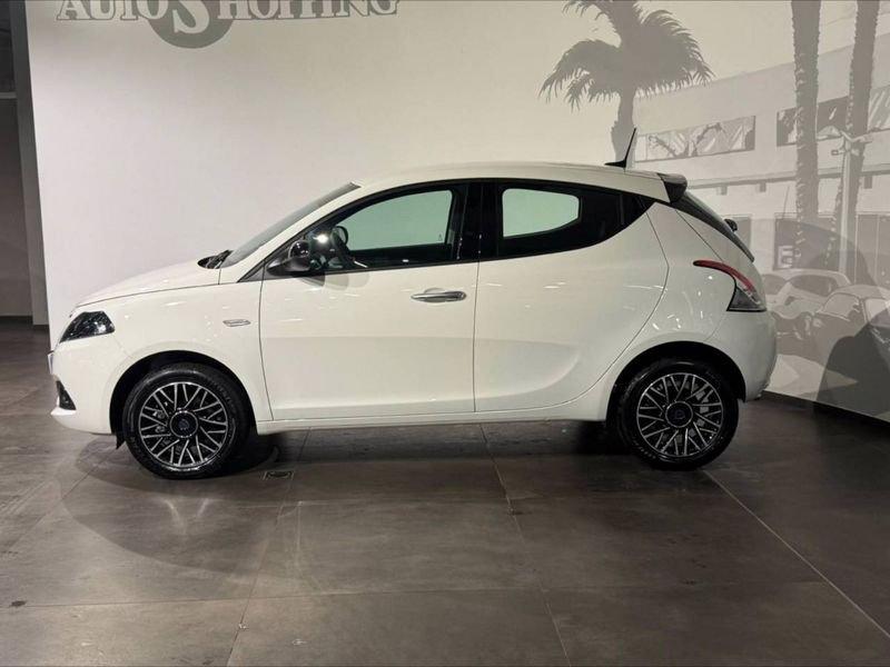 Lancia Ypsilon 3ª serie 1.0 FireFly 5 porte S&S Hybrid Platino