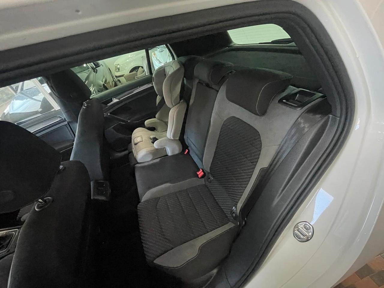 Volkswagen Golf 1.6 TDI 115 CV 5p. Sport Rline