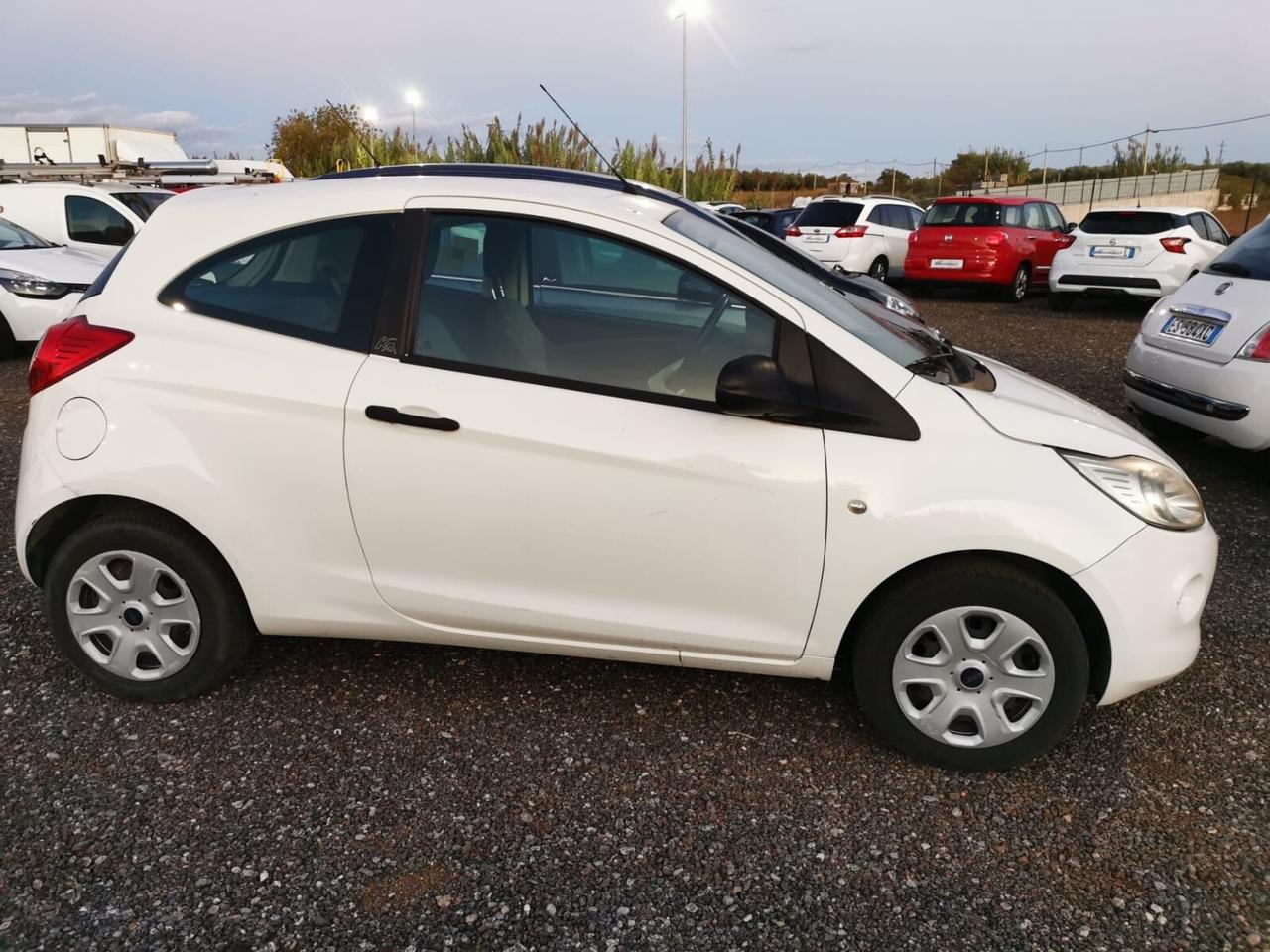 Ford Ka Ka+ 1.2 8V 69CV Titanium