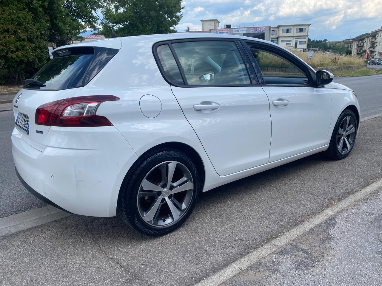 Peugeot 308 benzina cv 110euro6b