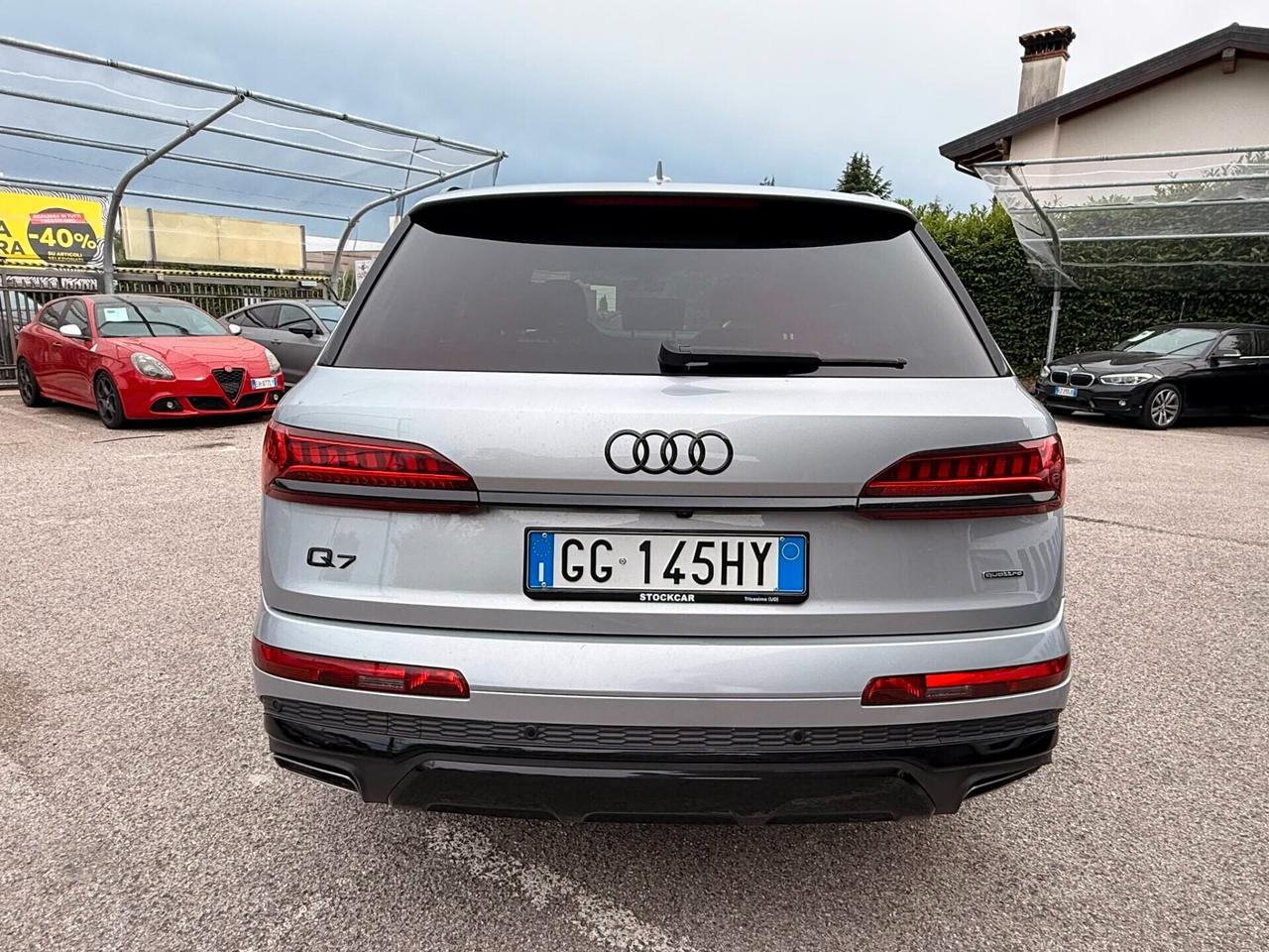 Audi Q7 55 TFSI quattro tiptronic Business
