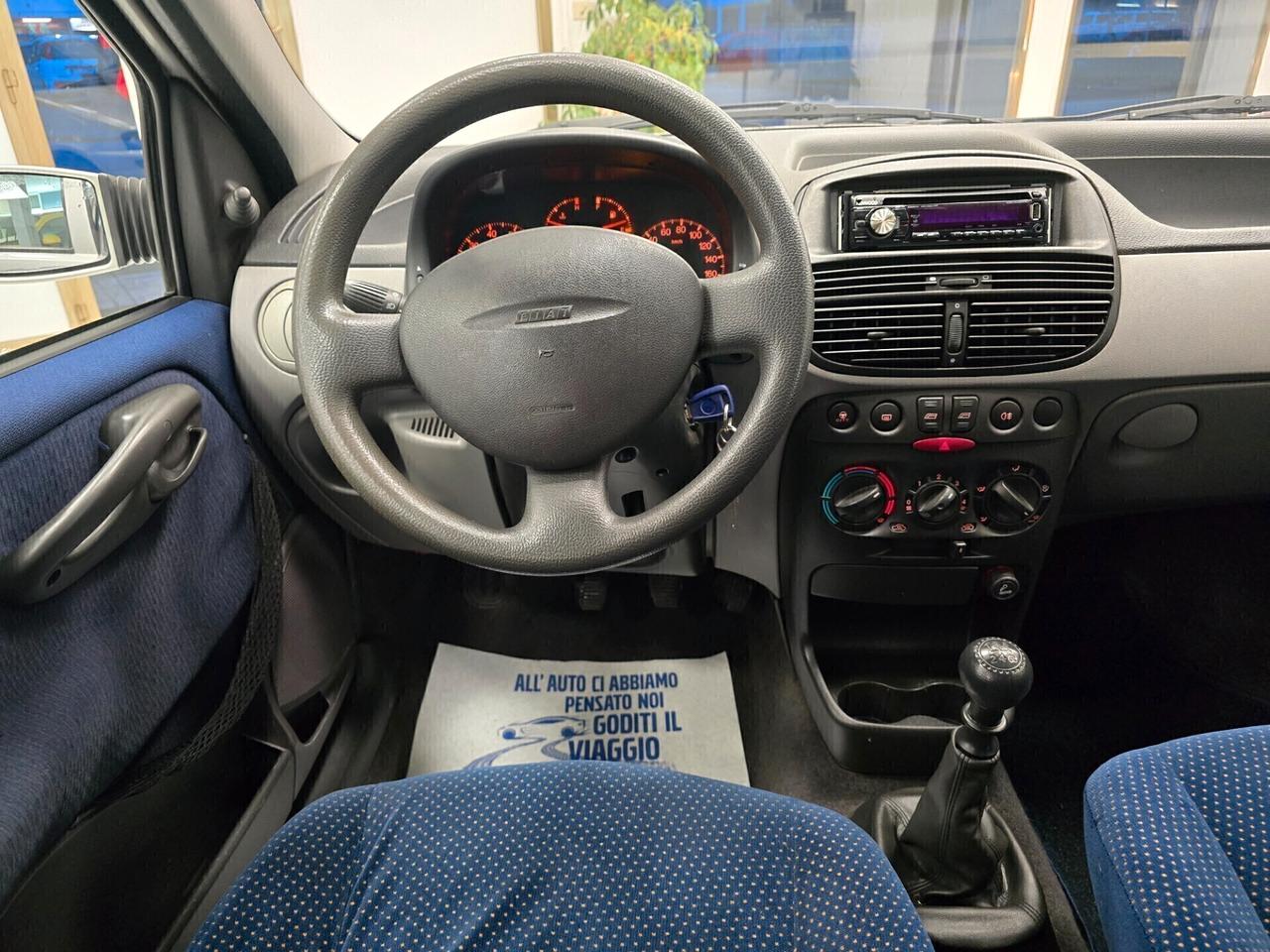 Fiat Punto 1.2i cat 5 porte 2000 NEOPATENTATI