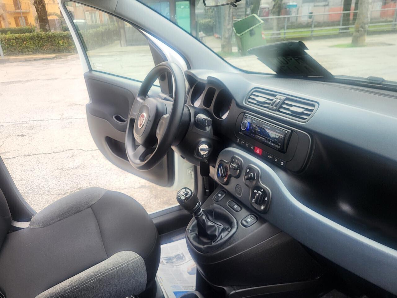 FIAT PANDA 1,0 BENZINA/HIBRYD-UNICA PRO-FOTO REVIS