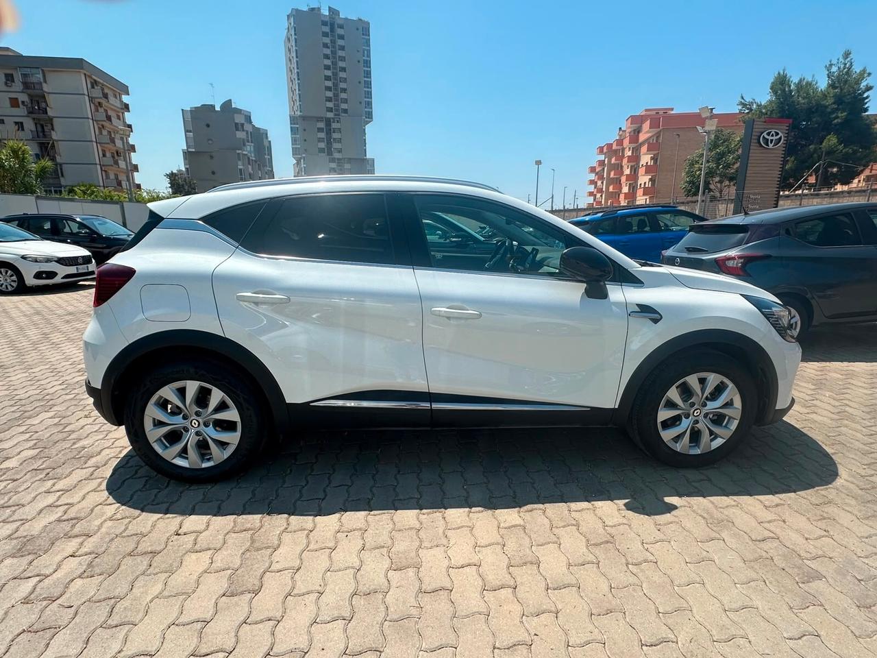 Renault Captur Full Hybrid E-Tech 145 CV Intens