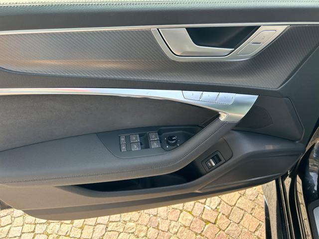 AUDI RS6 Avant 4.0 TFSI V8 quattro tiptronic