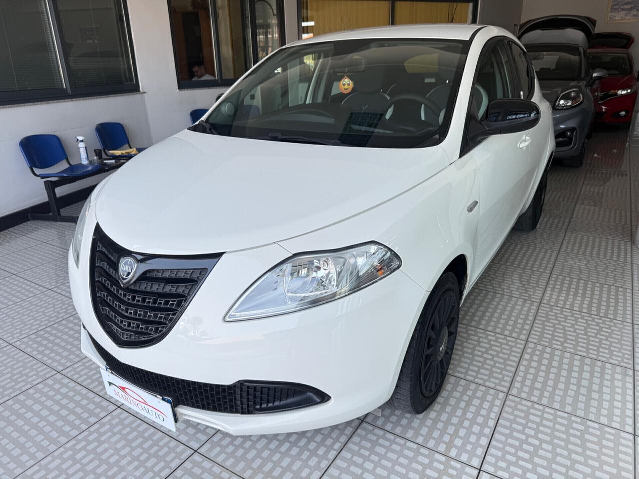 Lancia Ypsilon 1.2 69 CV 5 porte GPL Ecochic Gold