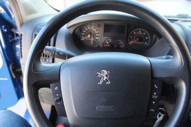 PEUGEOT Boxer 330 2.2 BlueHDi 140 S&S PC-TN Furgone