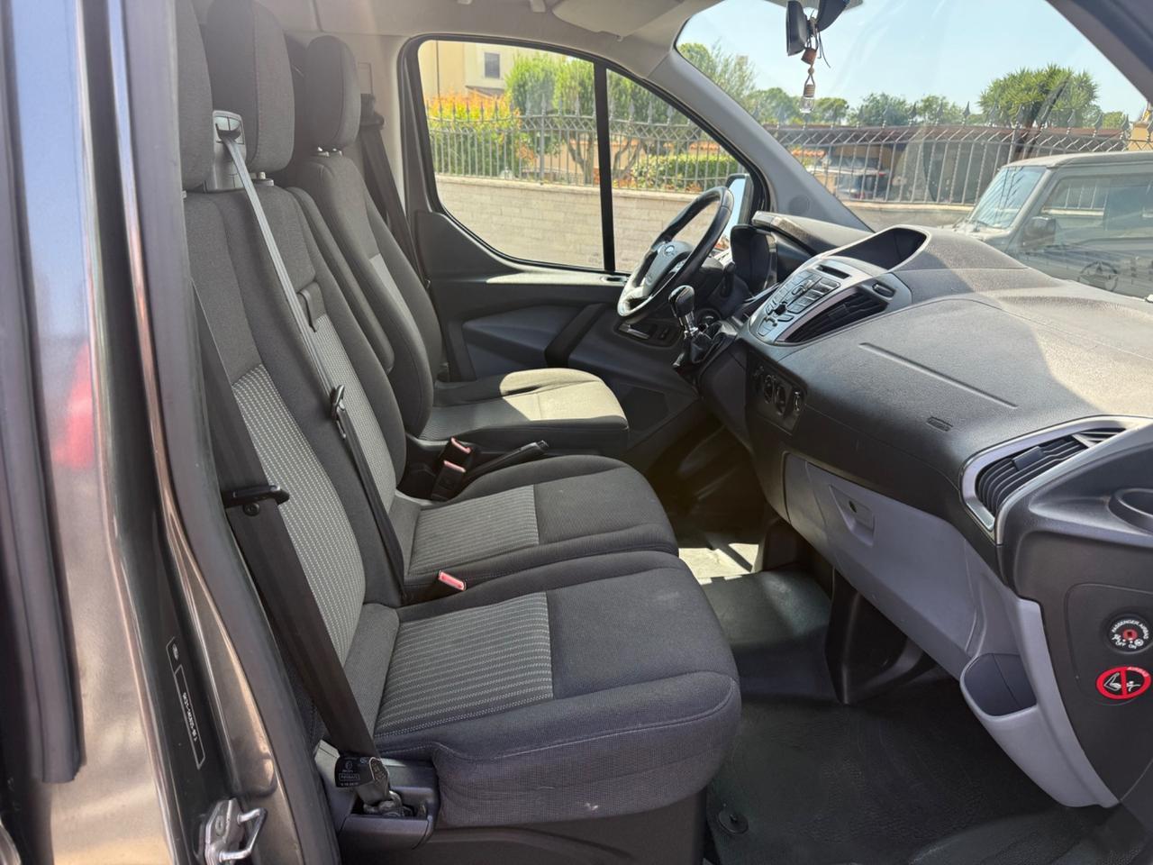 Ford Transit Custom 2.0 TDCi 130cv 9 POSTI SHUTTLE