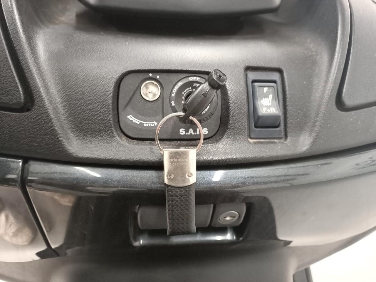 Suzuki Burgman 650 executive