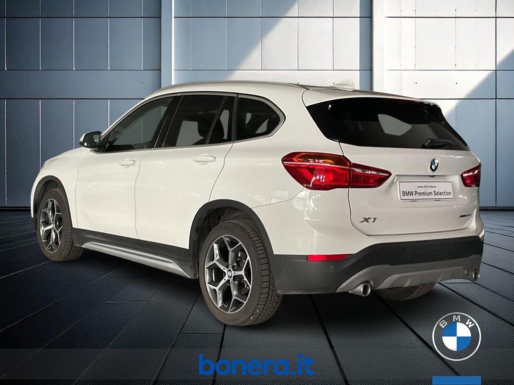 BMW X1 18 d xLine xDrive Steptronic