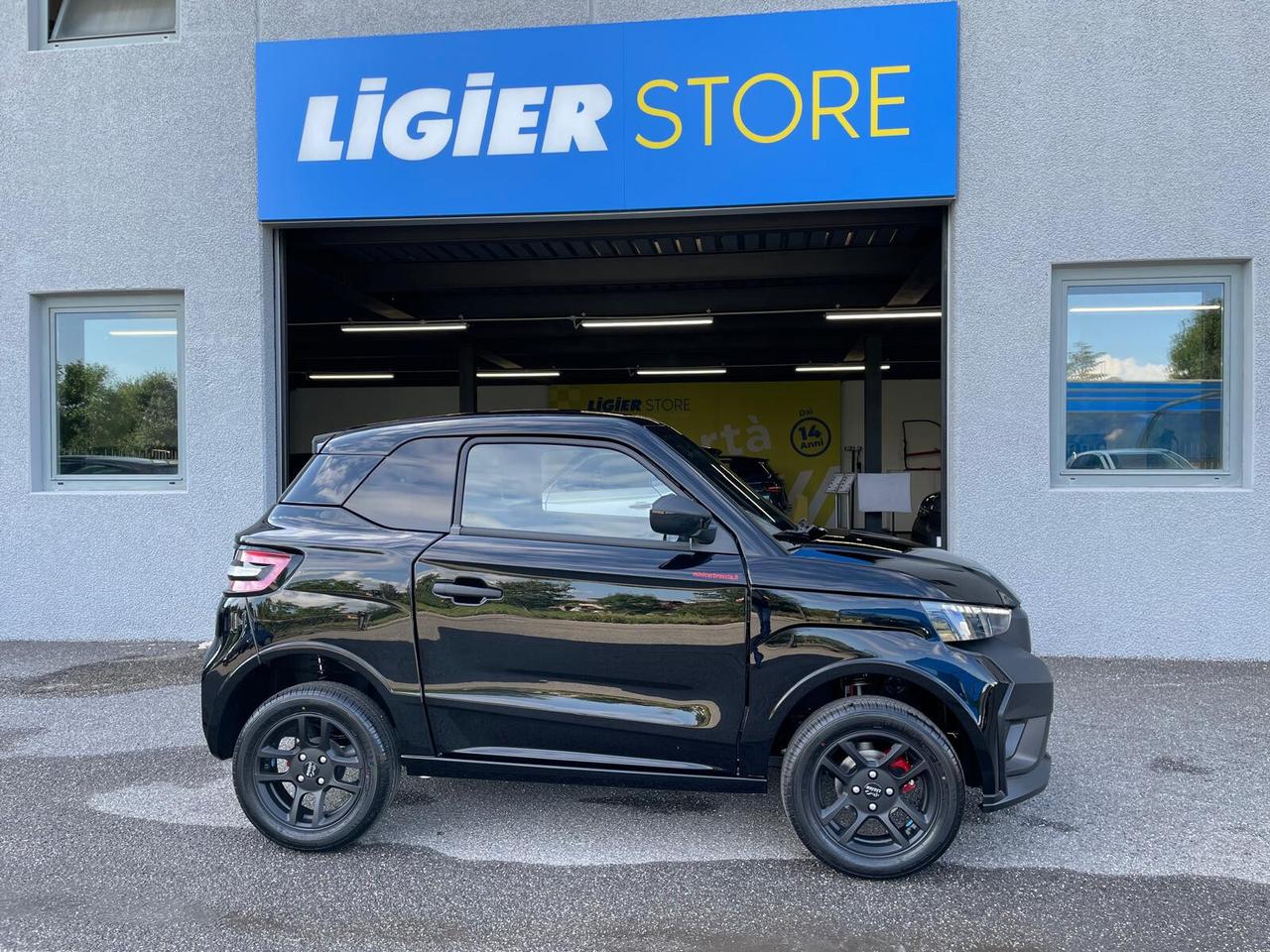 Ligier JS JS50 DCI Select