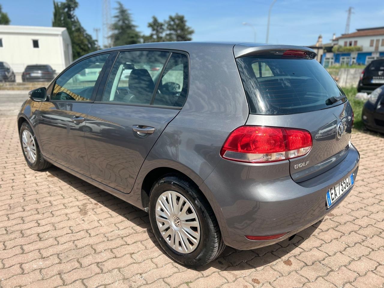 Volkswagen Golf 1.6 TDI DPF 5p. Highline
