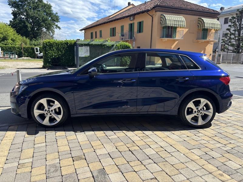 Audi A3 Sportback 30 2.0 tdi Business LED-NAVI-18"