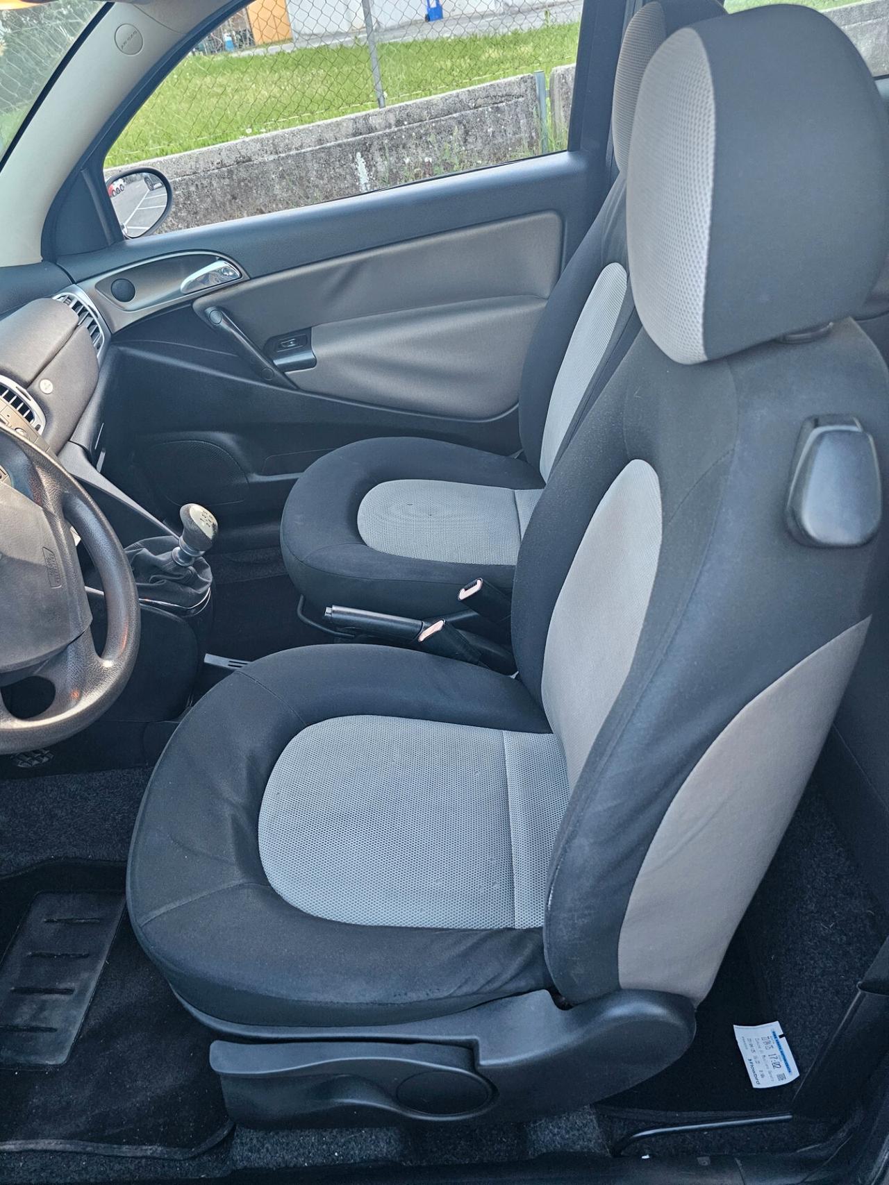 Lancia Ypsilon 1.2 Argento