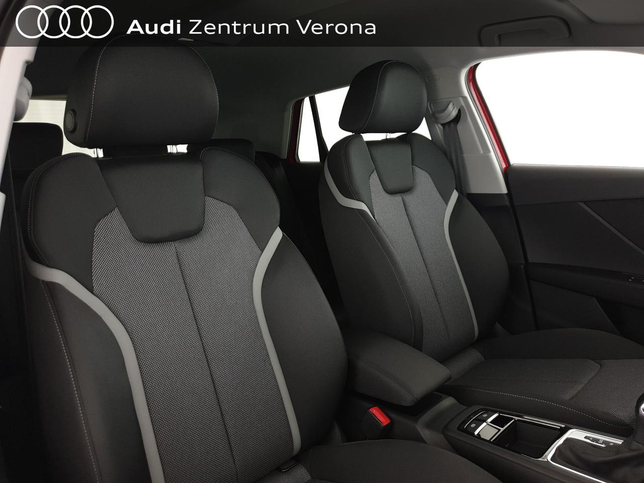 35TFSI 150CV S tronic Identity Black