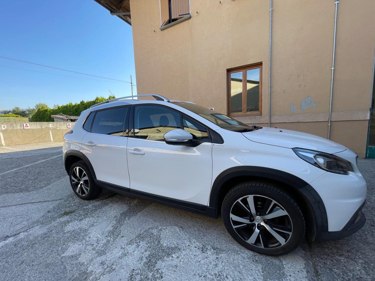 Peugeot 2008 BlueHDi 120 S&S Allure