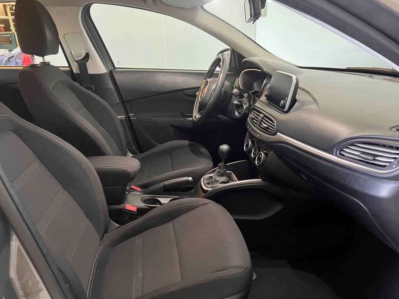 Fiat Tipo 1.6 Mjt S&S SW Lounge