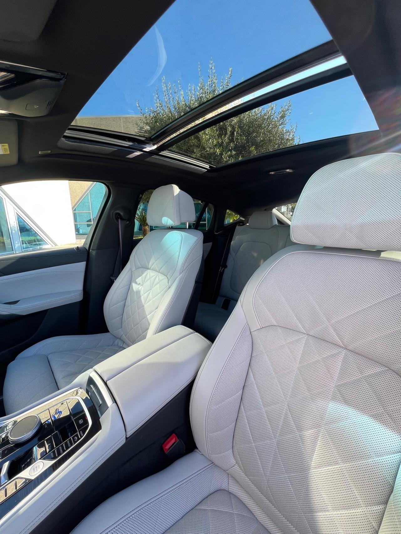 Bmw X6 xDrive30d 48V Msport possibilità noleggio no scoring