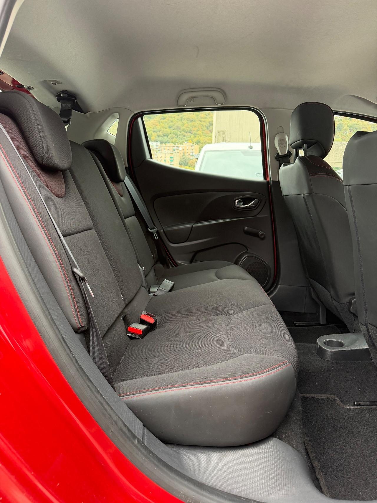 Renault Clio 1.2 75CV GPL 5 porte - NEOPATENTATI-