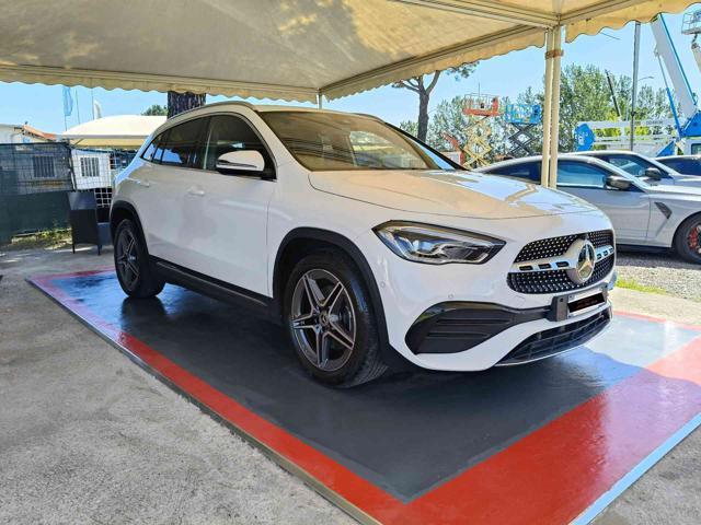 MERCEDES-BENZ GLA 180 d Automatic AMG LINE
