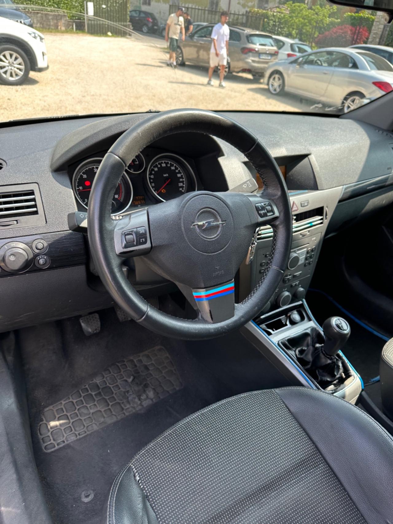 Opel ASTRA 1.7 CDTI 101CV SW COSMO KMCERT UNICOPR