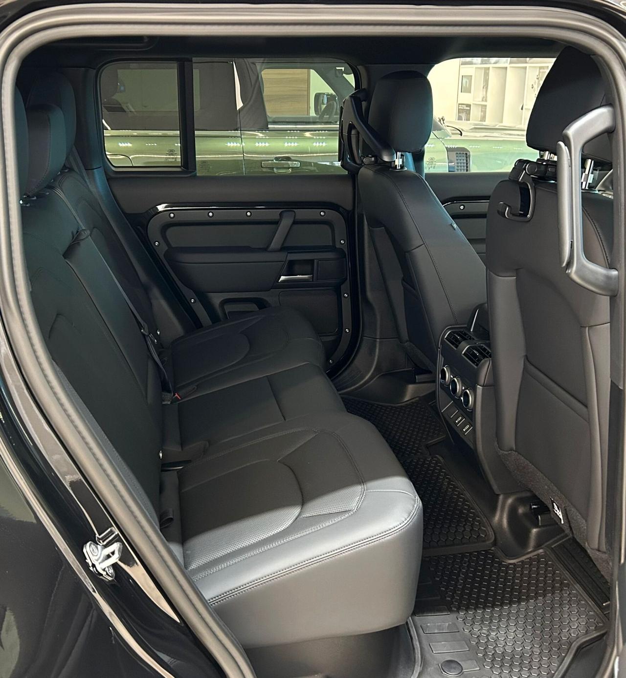 Land Rover Defender 110 2.0 Si4 PHEV 300 CV AWD Auto X-Dynamic SE