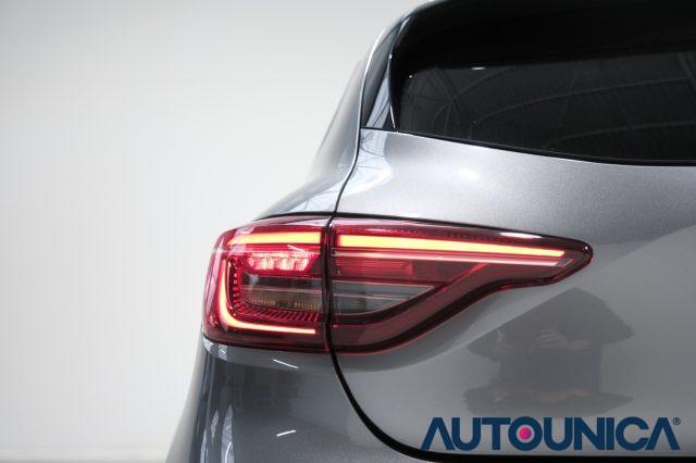 RENAULT Clio TCE 90 CV 5 PORTE TECHNO NEOPATENTATI
