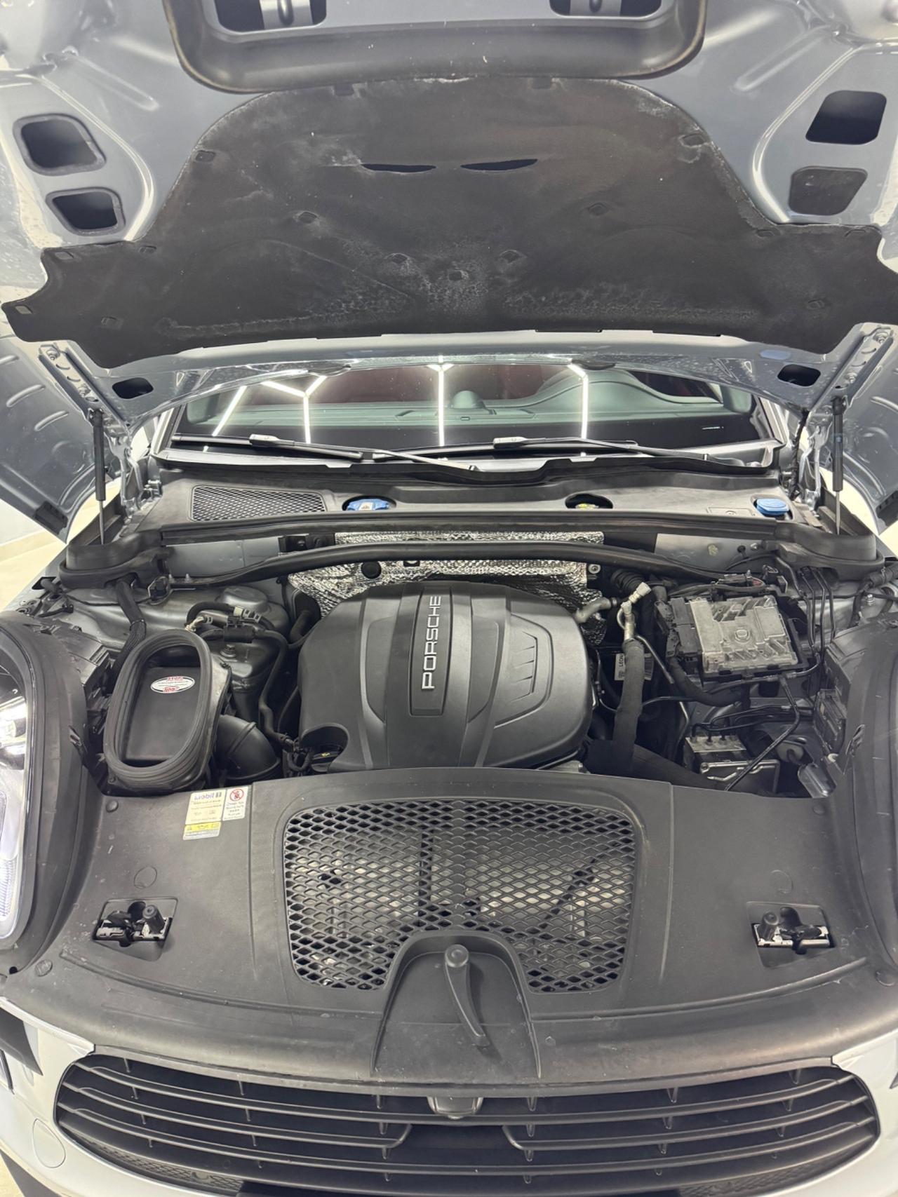 Porsche Macan 2.0 Sport Chrono Carbon 21 tetto navi NO SUPERBOLLO