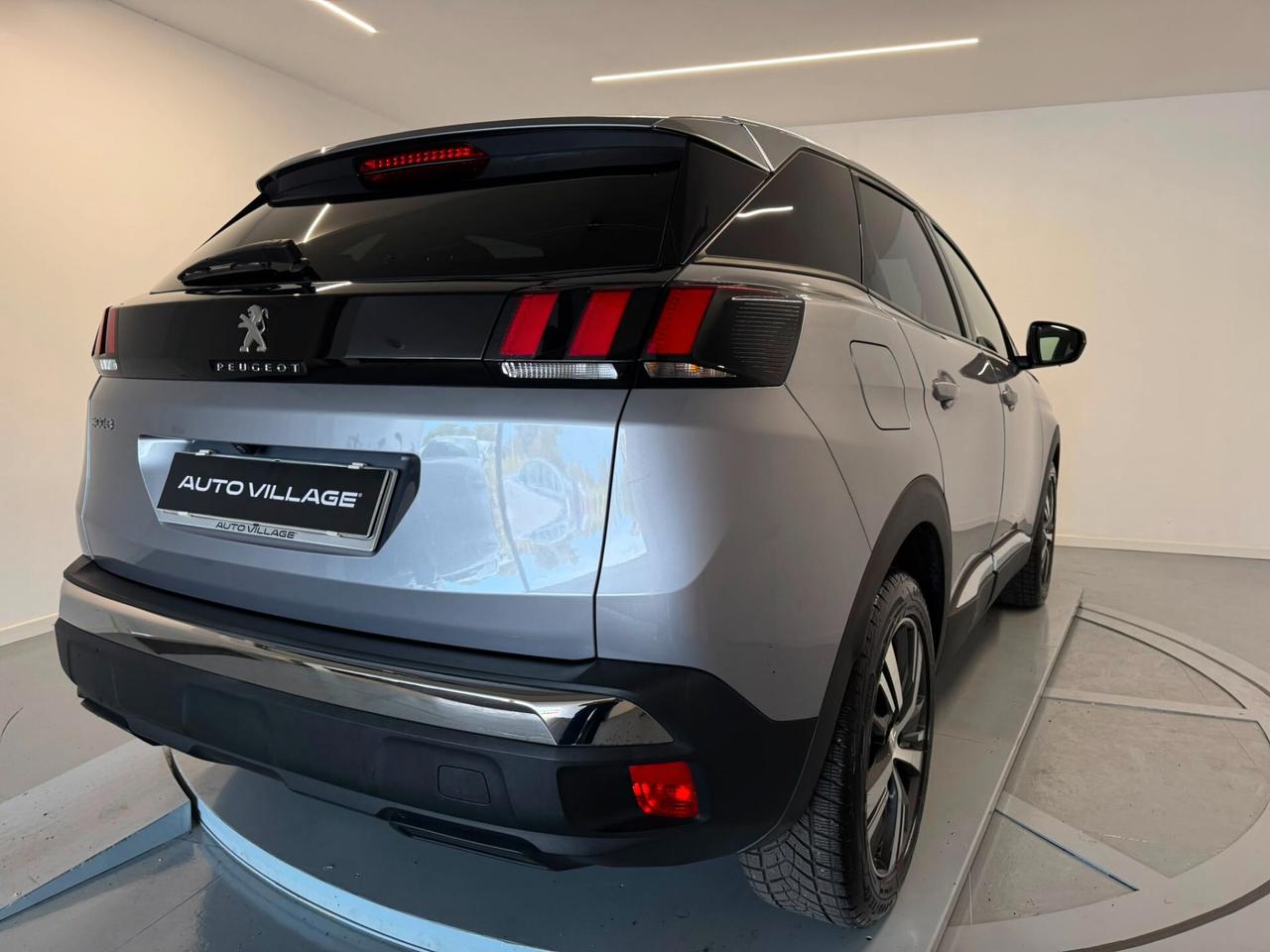 Peugeot 3008 BlueHDi 130 S&S EAT8 Allure