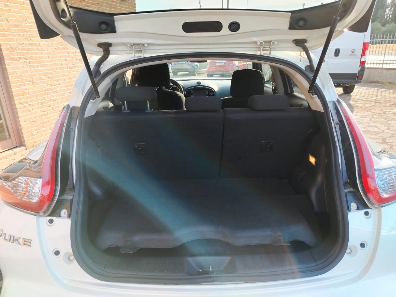 Nissan Juke 1.6 GPL Acenta