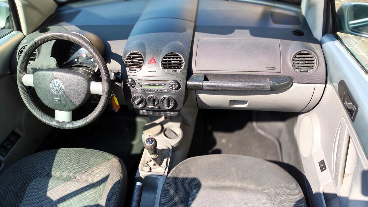 Volkswagen New Beetle 1.9 TDI 101CV Cabrio