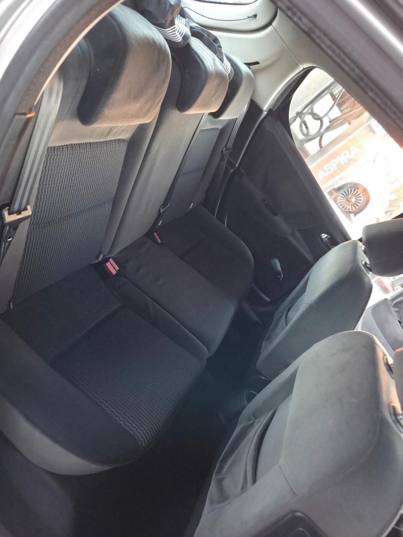 Peugeot 207 1.4 HDi 70CV 5p. 2007