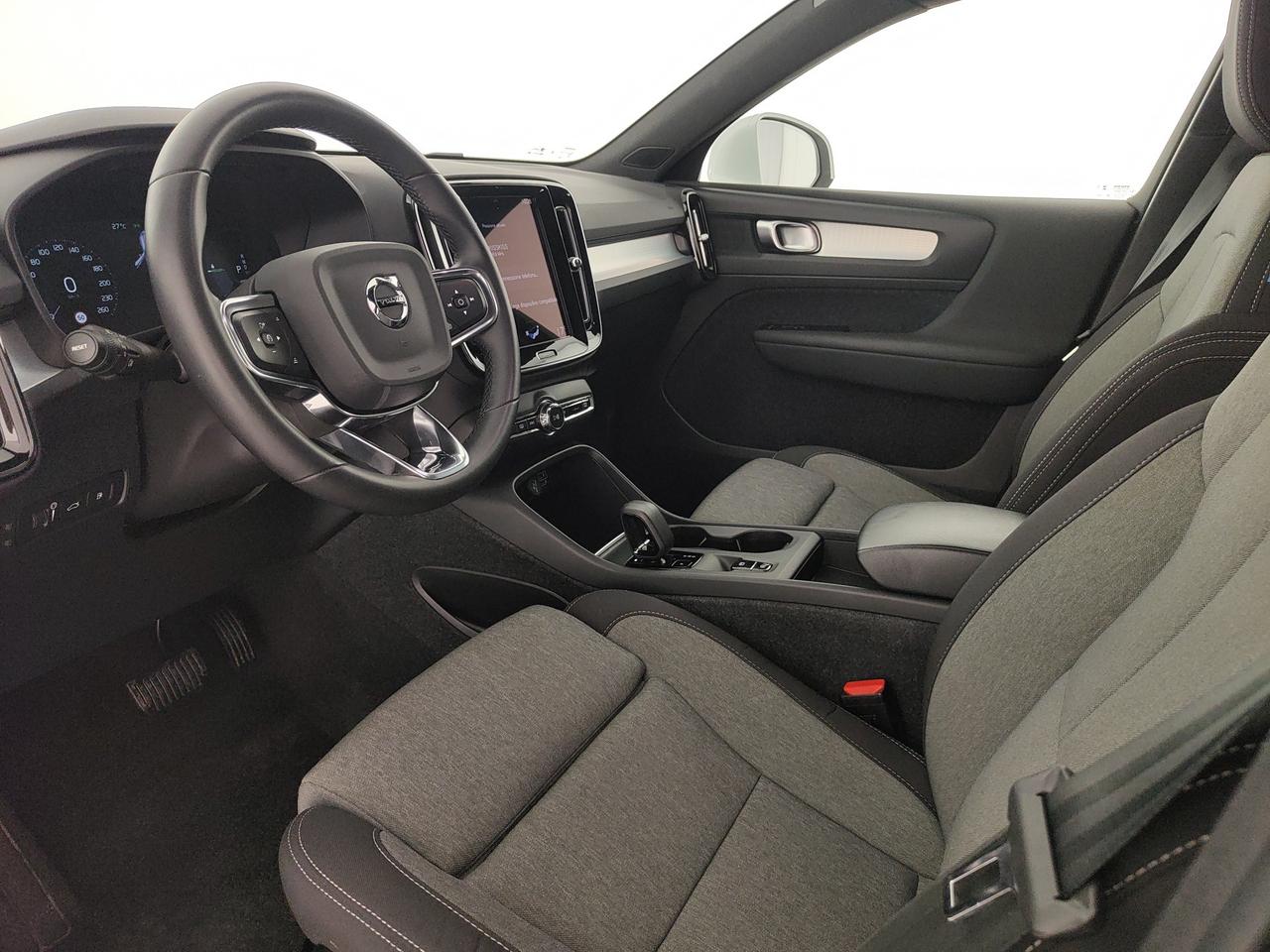 VOLVO XC40 1.5 t4 recharge phev Core auto