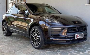 PORSCHE Macan 2.0
